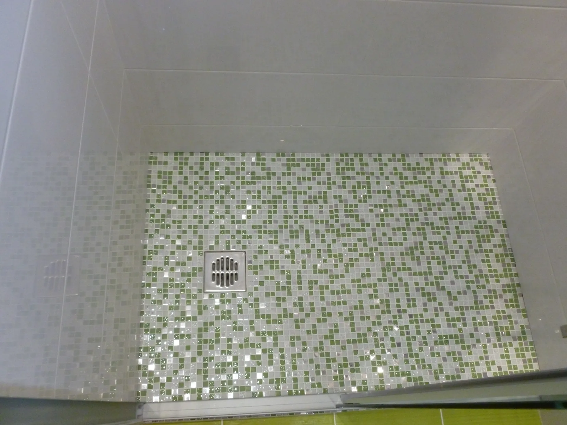 Après Faïence salle de bain