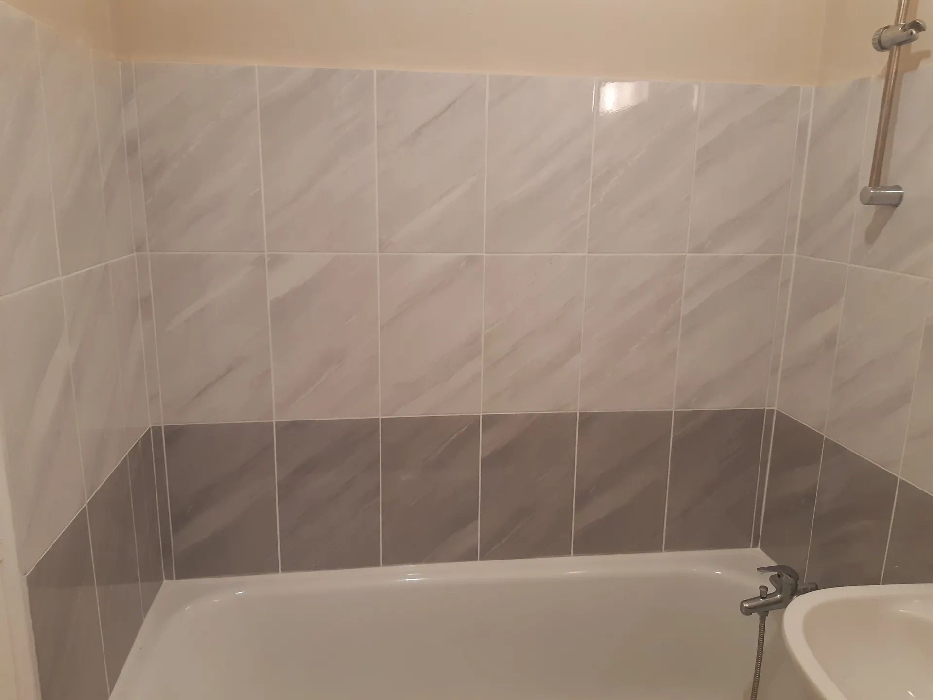 Après Faïence salle de bain
